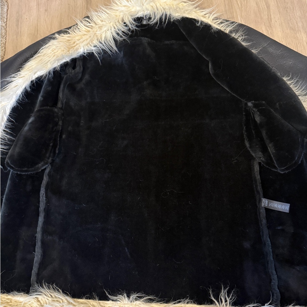 Boohoo Black Long Jacket with Cream Faux Fur Trim Penny Lane - Picture 4 of 9